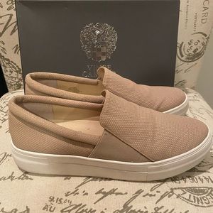 🔥Vince Camuto Sneakers Size 8